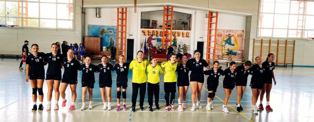 Campionatul National J3 – Handbal feminin -LPS Satu Mare, sub conducerea profesorului Pop Alin, a învins pe teren propriu cu 27-21 pe ACS Inovativ Negrești-Oaș