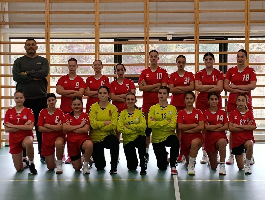 Campionatului National de Handbal Feminin -J3 împotriva echipei CS AS Alexandru Csepreghi